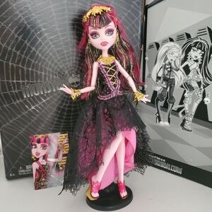 Monster High ♡ 13 Wishes Haunt The Casbah Draculaura doll Firstwave ♡